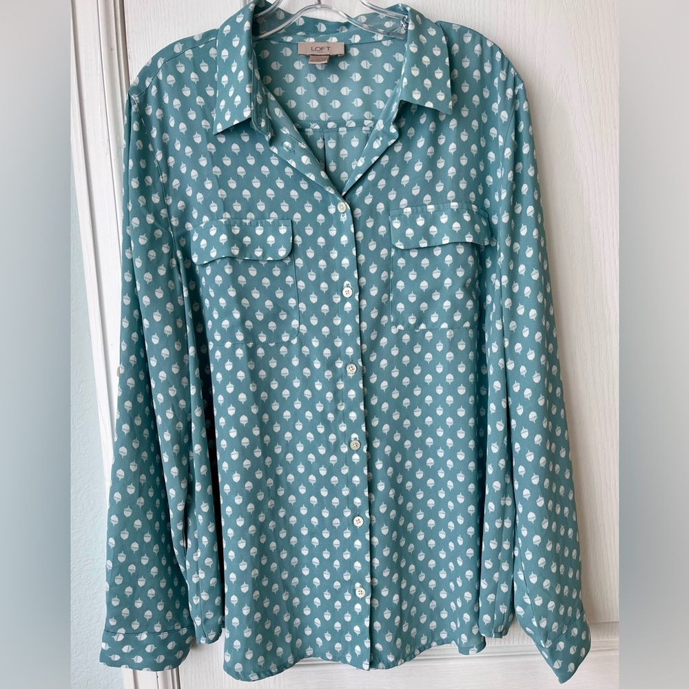 LOFT Adorable Acorn Button-Up Blouse XL